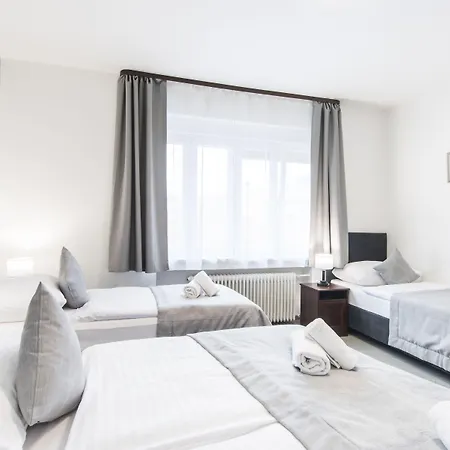 7days 3* Bratysława